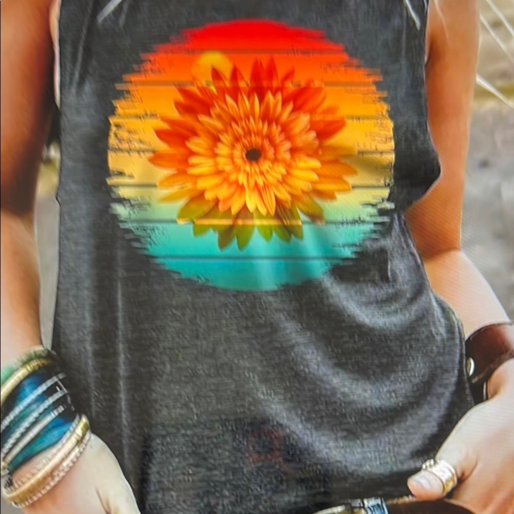 066 Vibrant Sunflower Graphic Tank Top